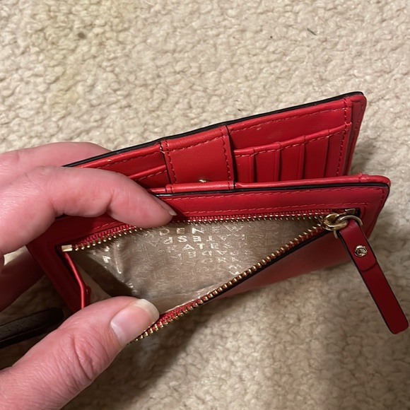 Kate spade red wallet - Picture 5 of 5